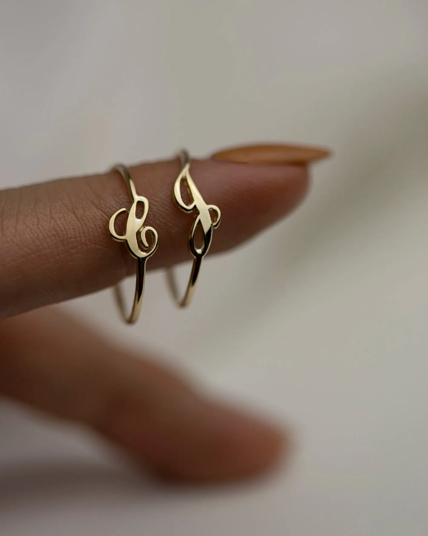 14k Cursive Letter Ring