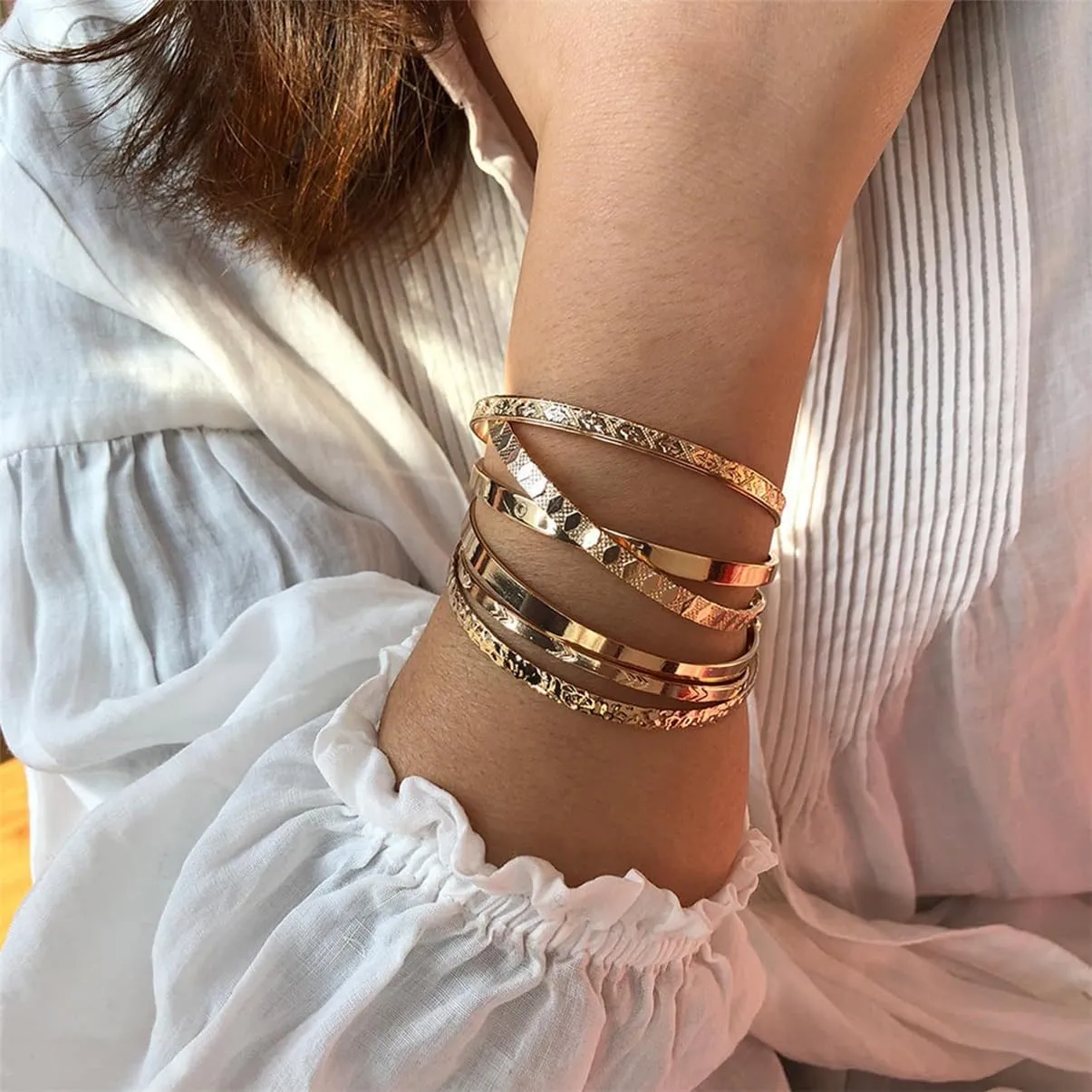 19Pcs Gold Bangle Bracelets Set for Women Boho Multi Layer Stack Textured Bracelets Indian Chunky Bangle Bracelet for Women Teen